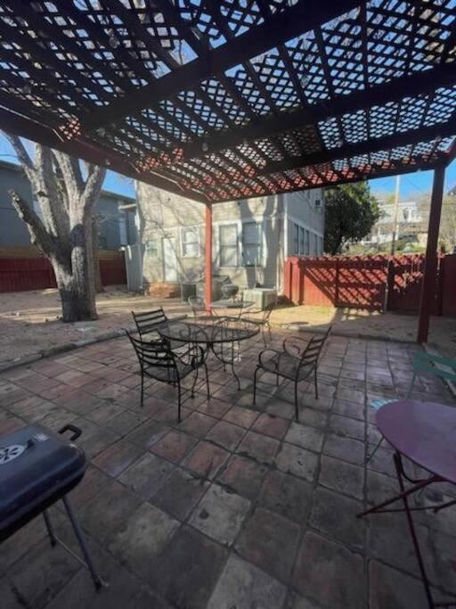 Apartmán Fenced Backyard! Downtown Austin, 2 Blocks To 6Thst Exteriér fotografie